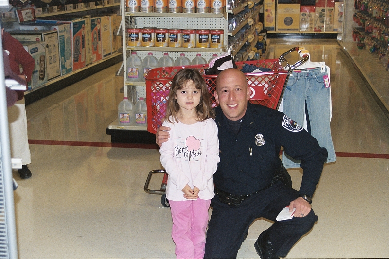 ShopWithACop2008 (25).jpg